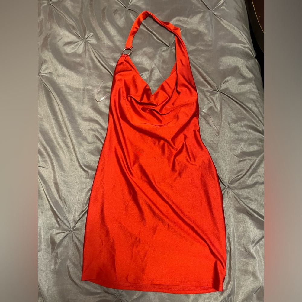 Dramatic Red Halter Top Mini Dress with Gold Accent❤️